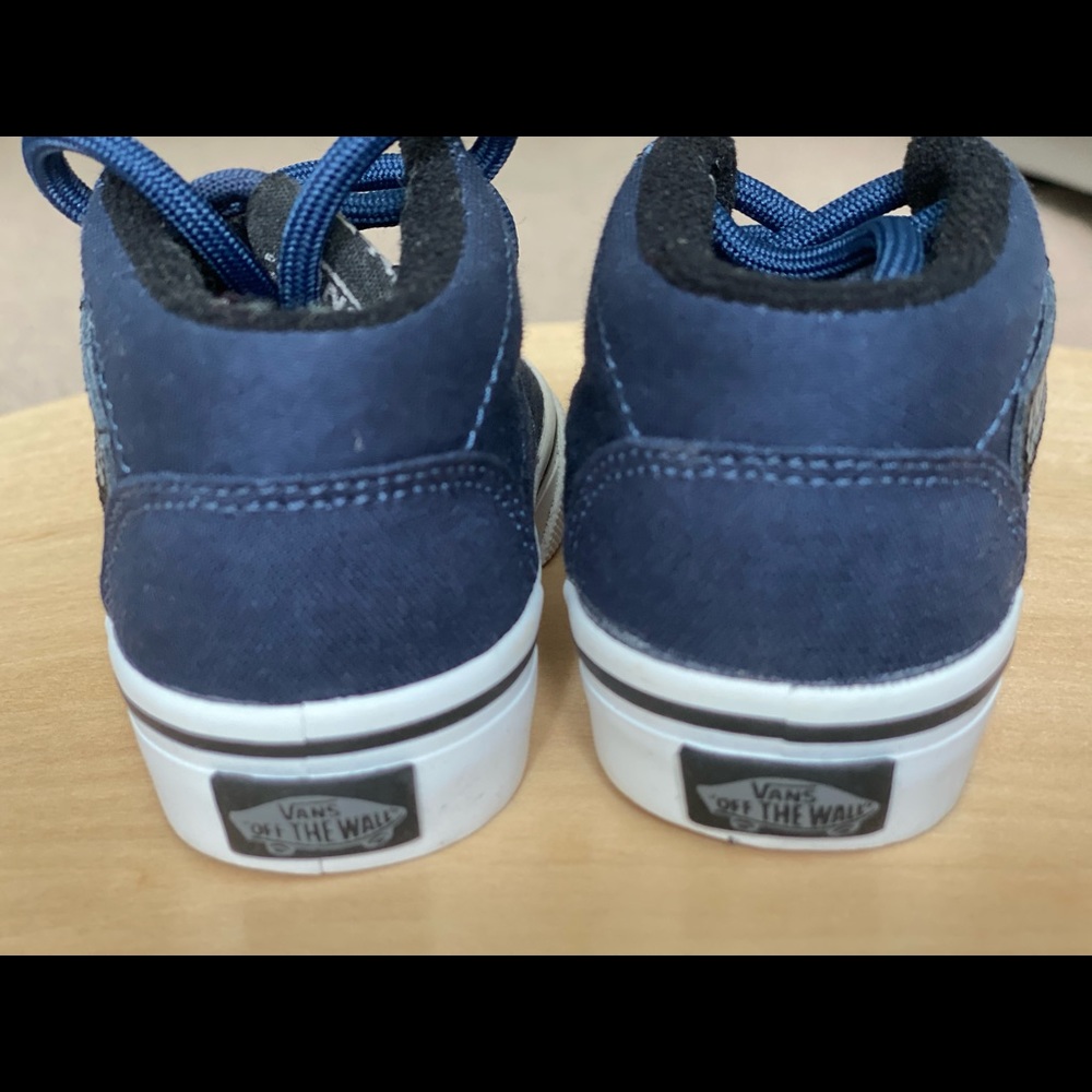 Navy blue half cab vans with laces size 5